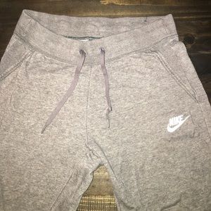 DARK GREY NIKE JOGGERS!